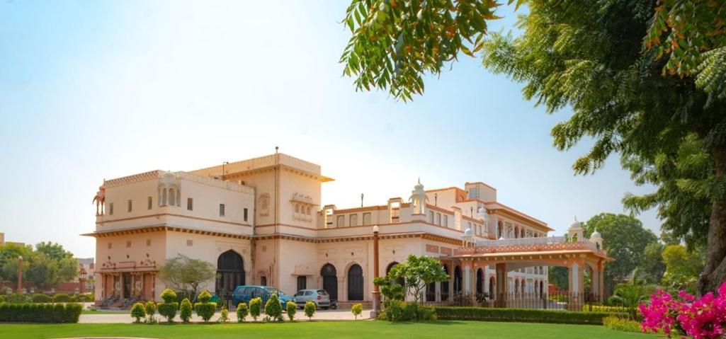 Hotel Basant Vihar Palace Bikaner Extérieur photo